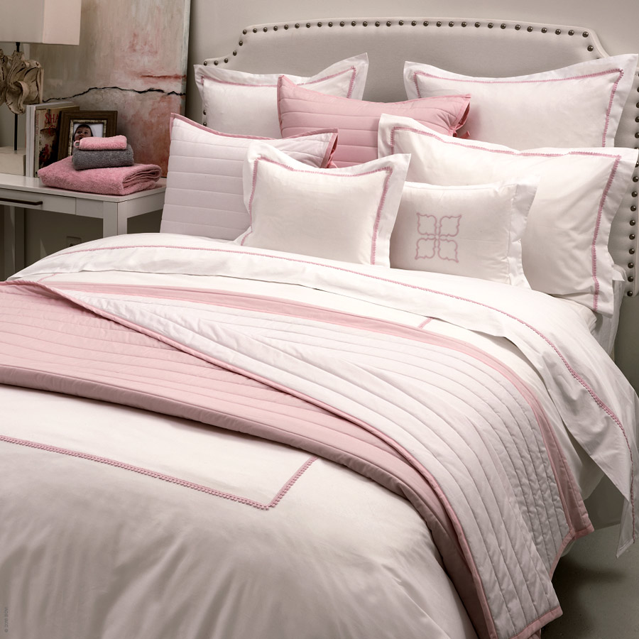 Bitsy Dots Bed Linens