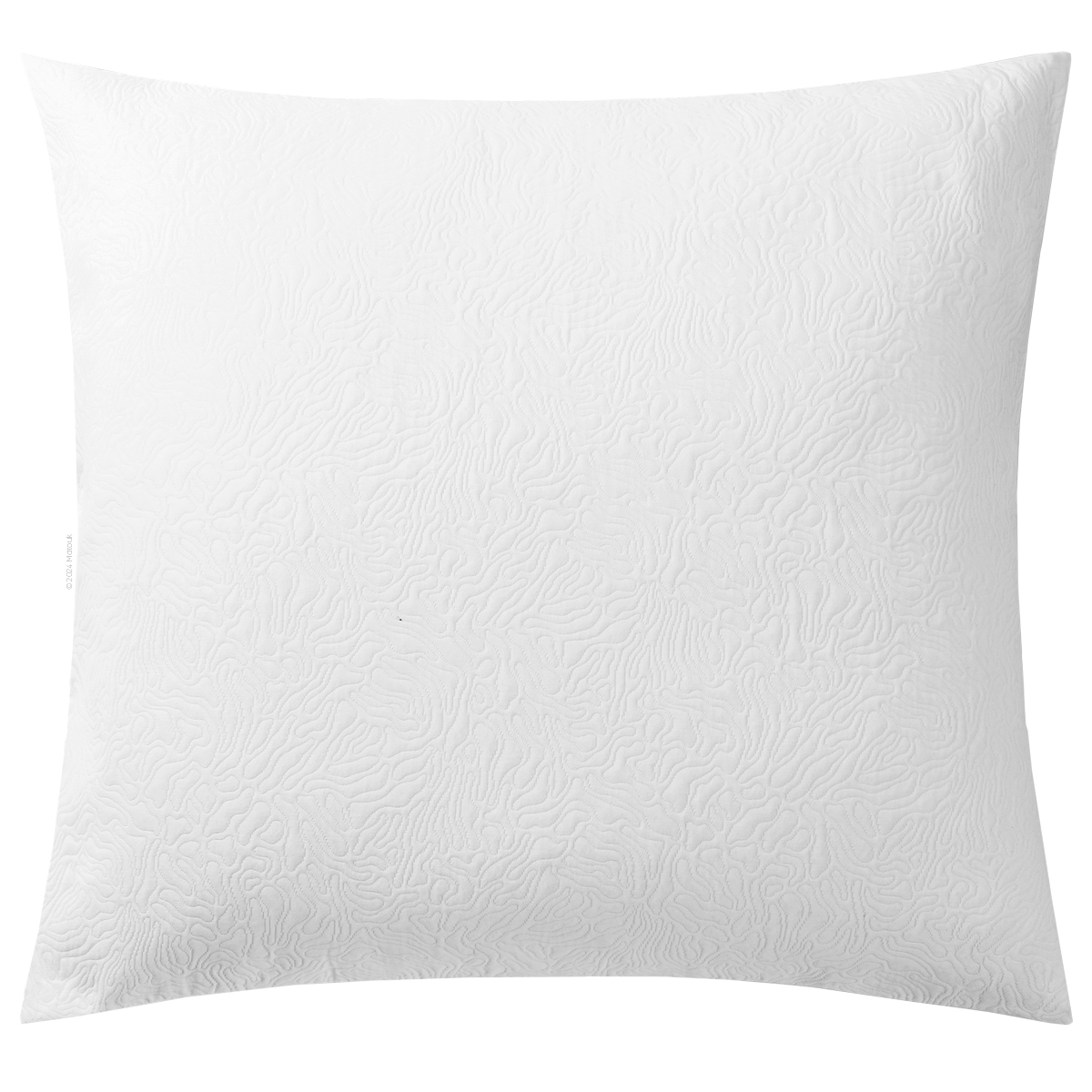 Cora Matelassé Coverlet