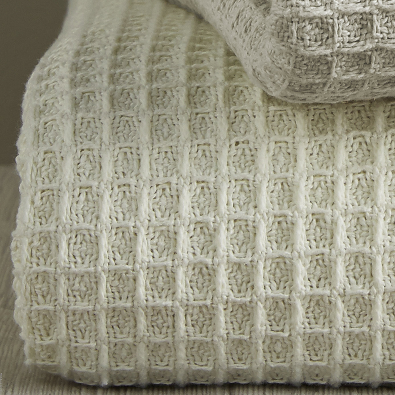 Kingston Ivory King Blanket