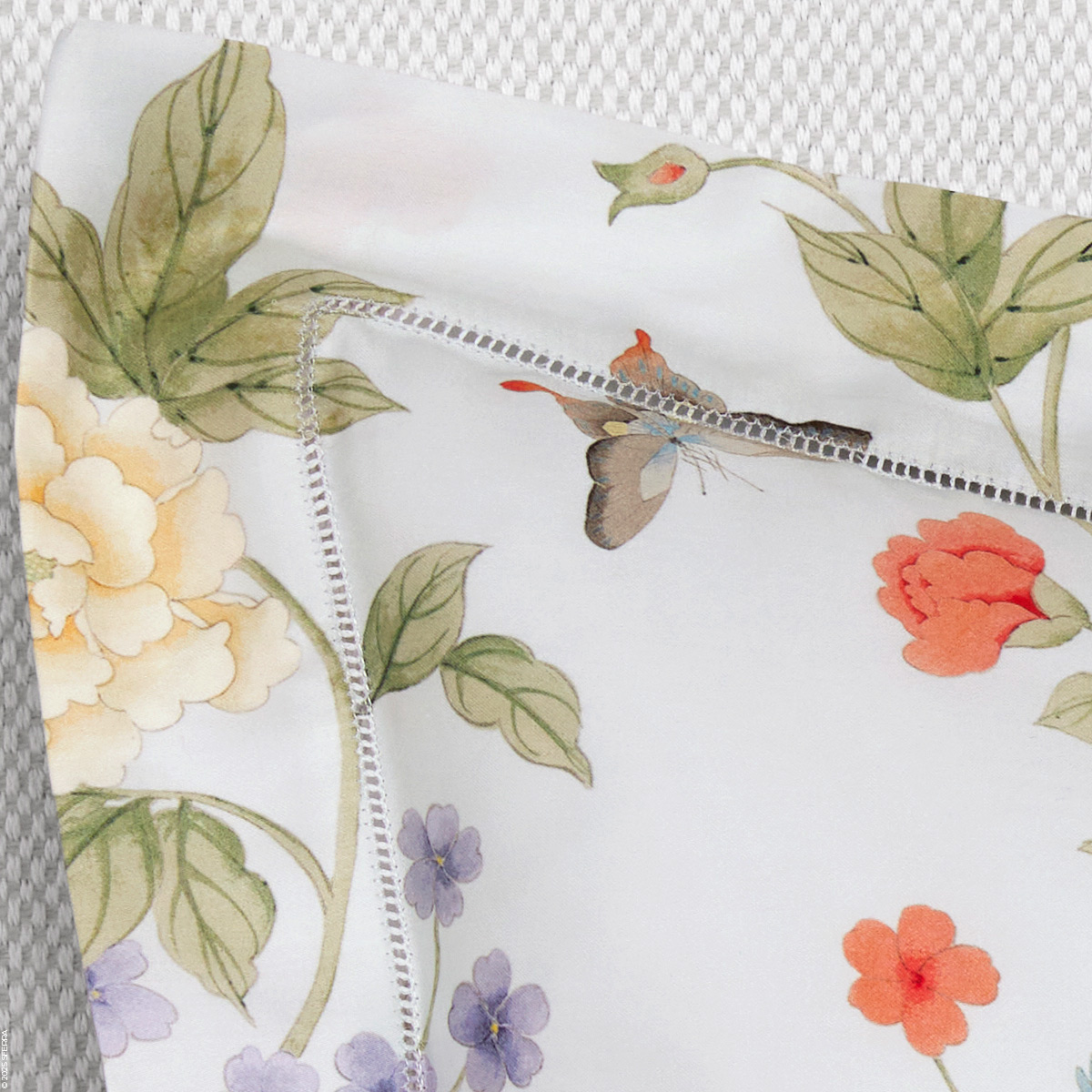 Luoyang Garden Sateen