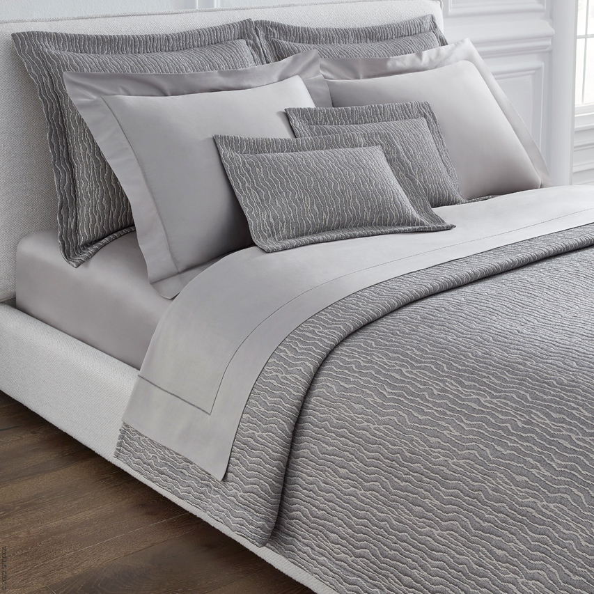 Ondate Two-Toned Coverlet