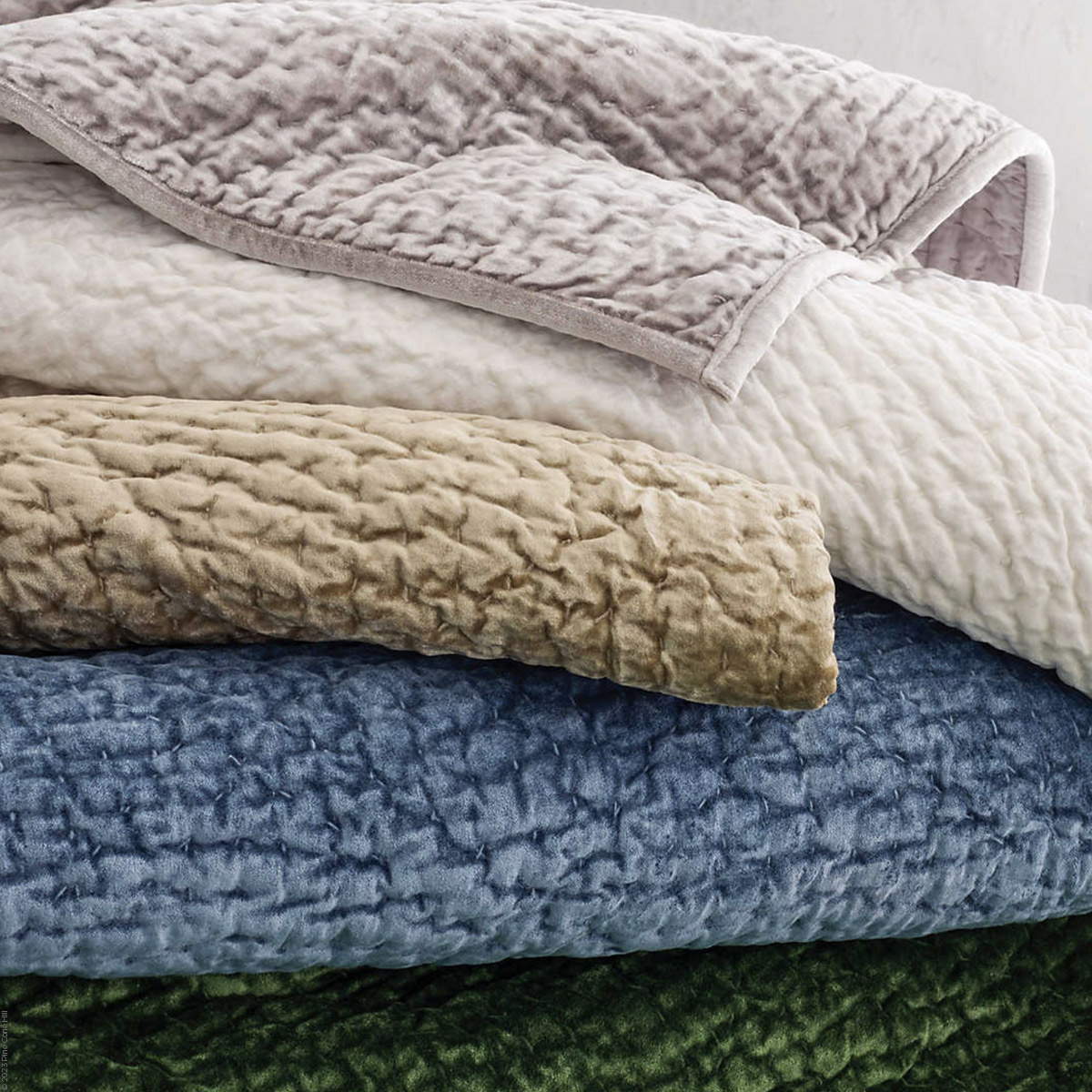 Parisienne Velvet Coverlet Parisienne Velvet Coverlet
