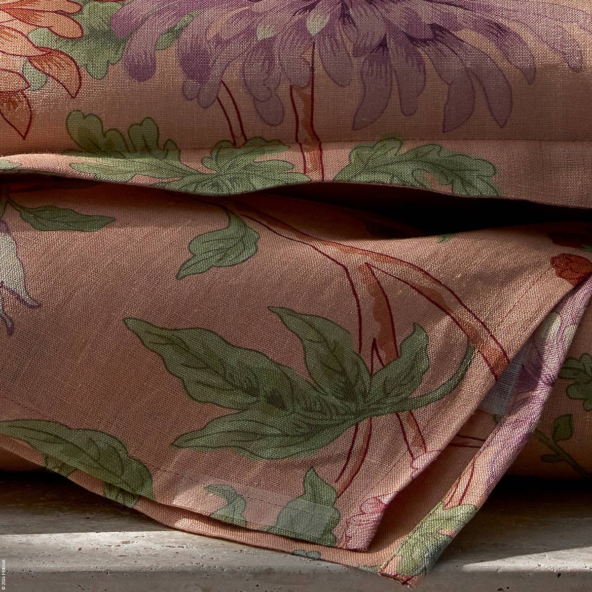 Simone Linen Simone Linen
