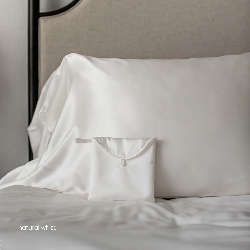 Charmeuse Silk Pillowcase