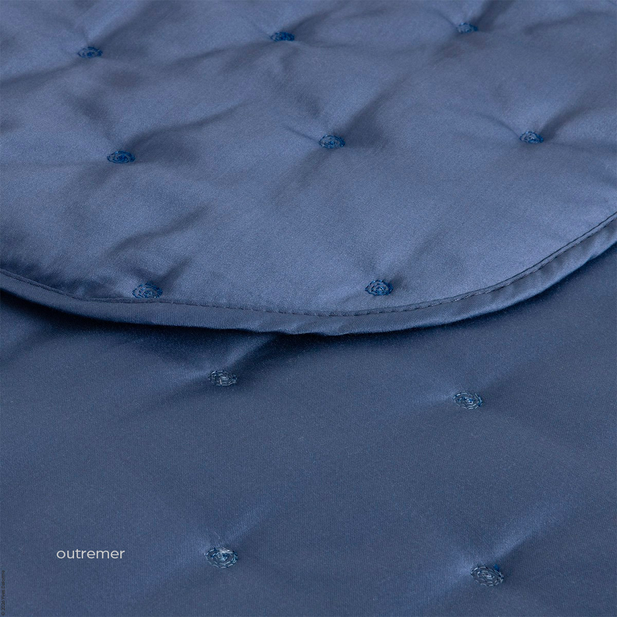 Triomphe Quilted Coverlet